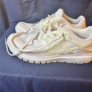 White Men's Running Sneakers